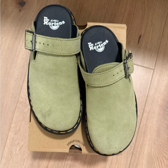 Dr. Martens ZebZag Mule Muted Olive, size women’s 8 - Picture 3 of 7